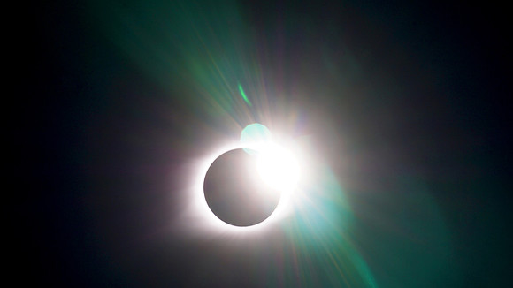 Great American Eclipse, Diamond Ring