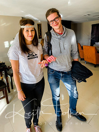 The couple is ready for the Elopement Day!