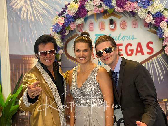 Elvis with the Bride and Groom