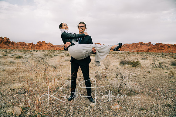 Eliska and Adam Desert Portrait 13