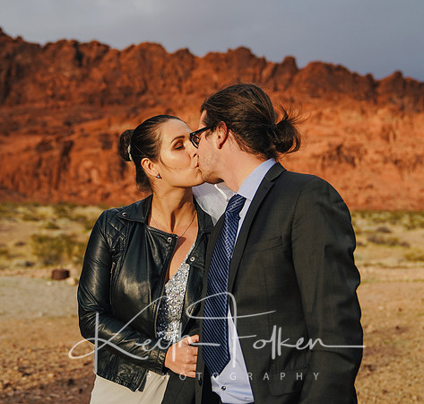 Eliska and Adam Desert Portrait 20