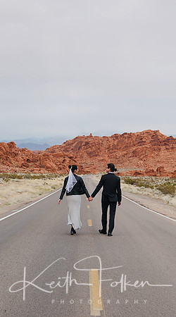 Eliska and Adam Desert Portrait 19