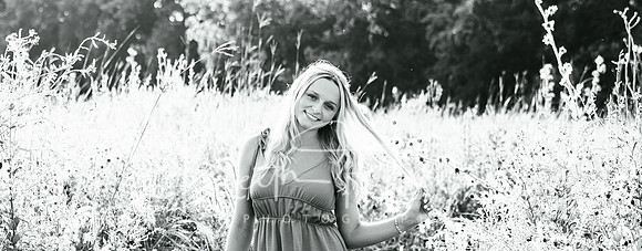 Abbie2025DSC04566-3.jpg